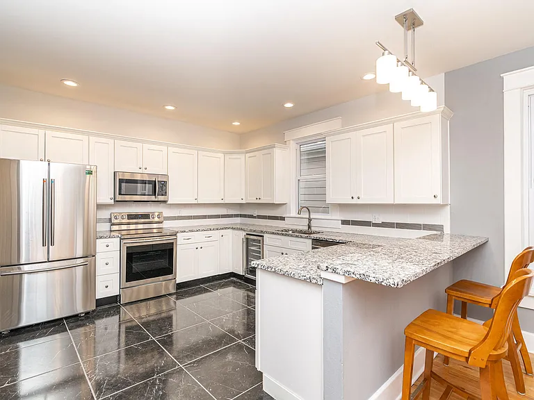 712 Terrace Ave — Photo 14