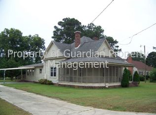 403 McLamb St, Roseboro, NC 28382