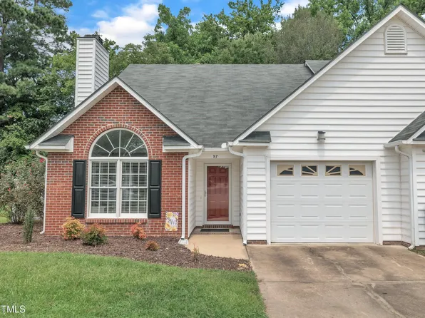 97 Rollingwood Dr, Dunn, NC 28334