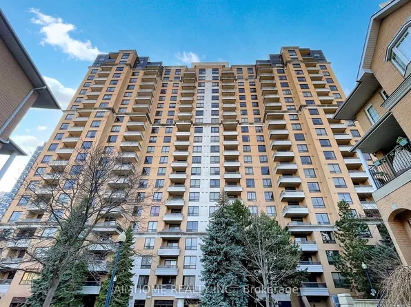 18 Sommerset Way #1705, Toronto, ON M2N 6X5