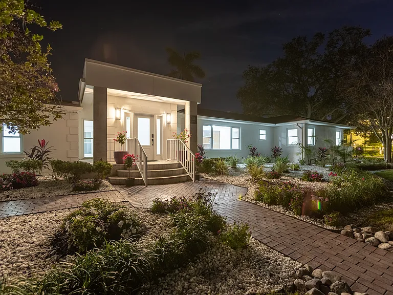 115 Rafael Blvd NE — Photo 39