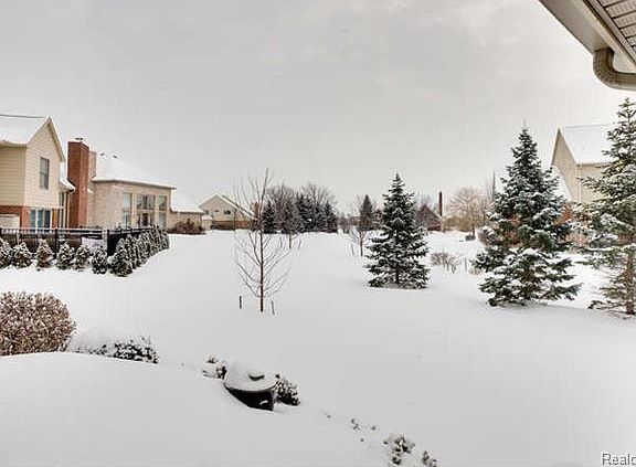 3rd image of 51071 W Hills Dr