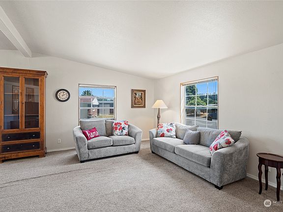 5th image of 5122 70th Avenue E #4