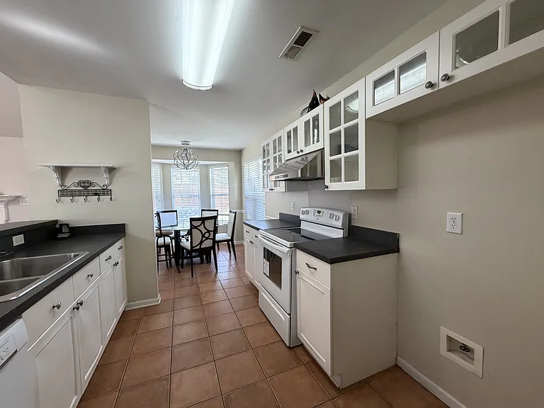 7514 Starvalley Dr — Photo 6