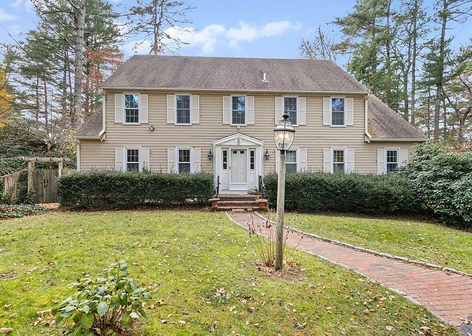 19 Oar And Line Rd Plymouth MA 02360 Zillow