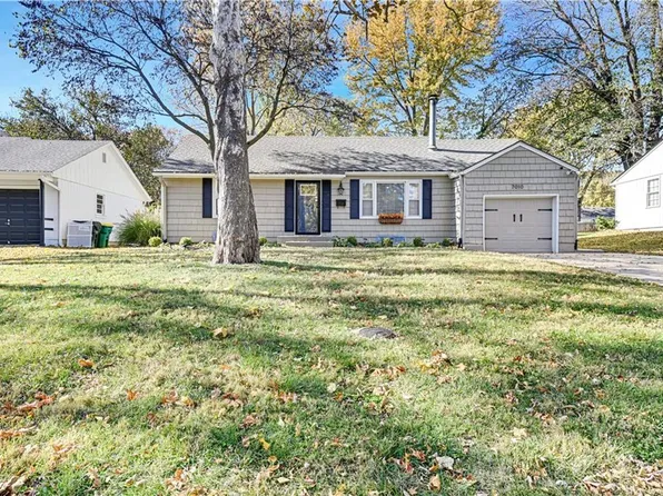 7010 Horton St, Overland Park, KS 66204