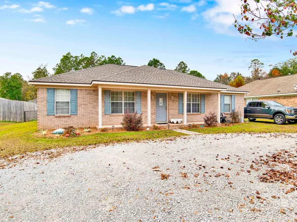 9427 Hammock Rd, Elberta, AL 36530