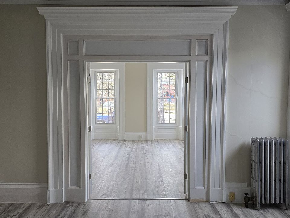 Doorway to main bedroom