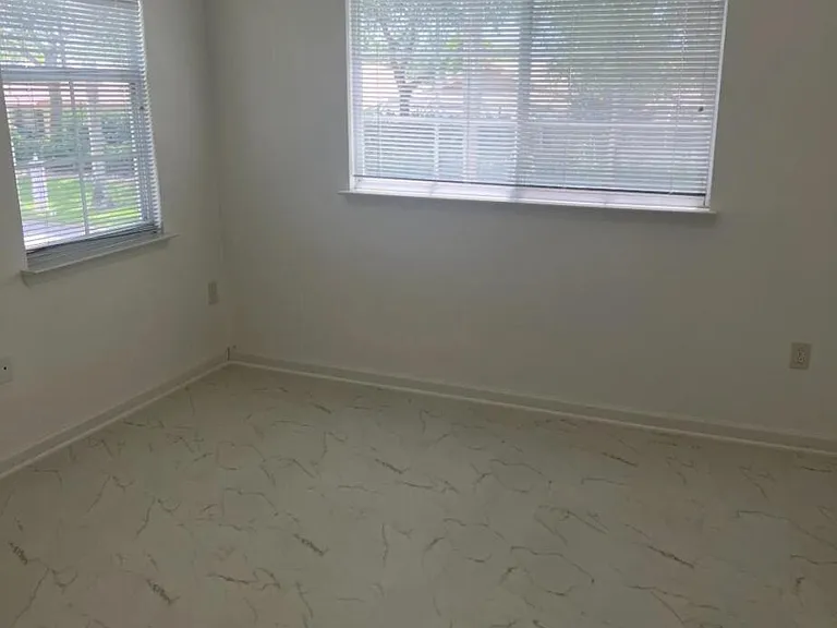9905 Baywinds Dr #2202 — Photo 18