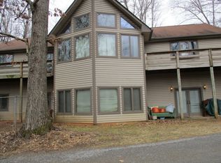 1531 Indian Springs Ln, Moneta, VA