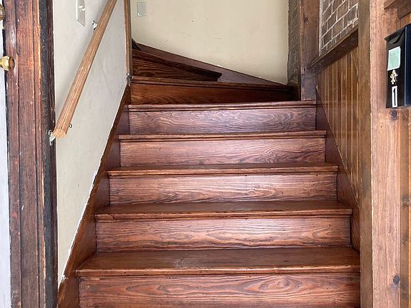 2nd image of 112.5 S College Ave #72