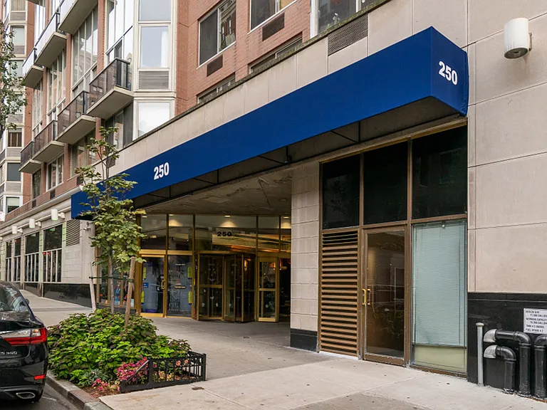 250 W 90th St #10BC — Photo 18