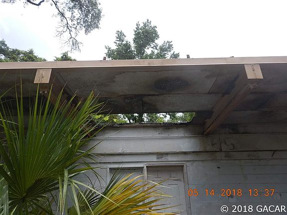 4th image of 715 N Young Blvd