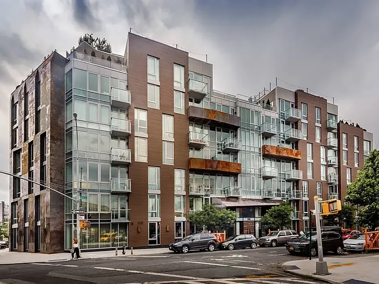 395 Leonard St #533 — Photo 24