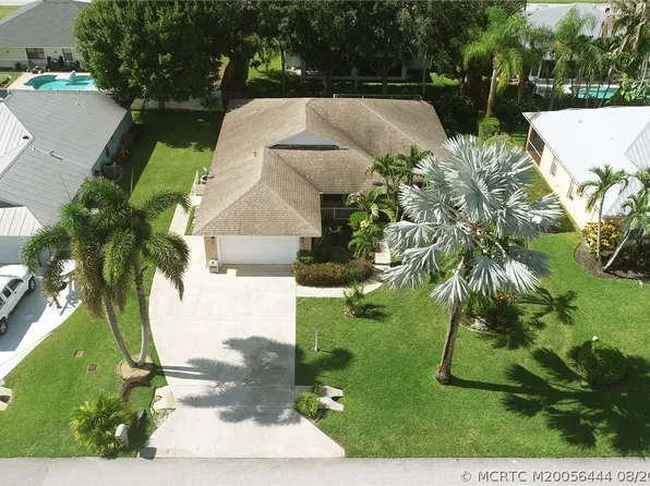446 NE Vanda Terrado, Jensen Beach, FL 34957