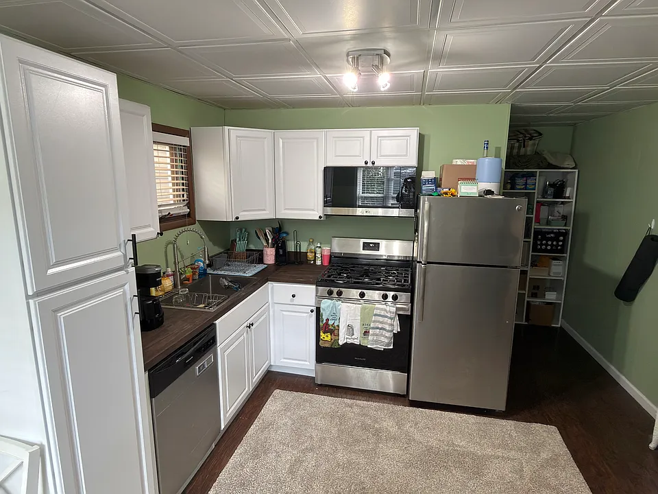 338 Richmond Ave #1