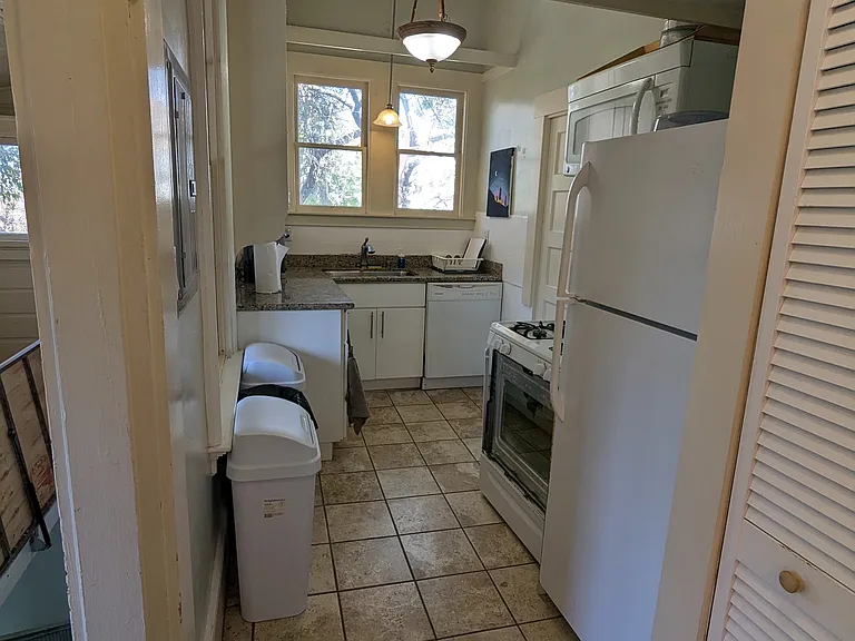 2517 Fulton St — Photo 18