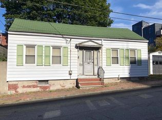 33 Brattle St, Portland, ME 04101