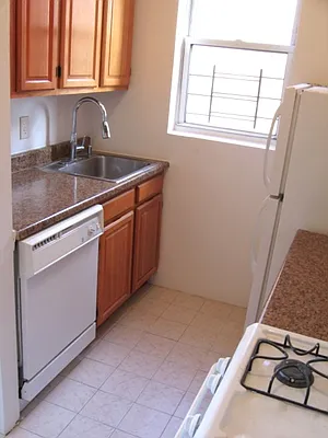 Rented by D'Andrea Craig Realty | media 9