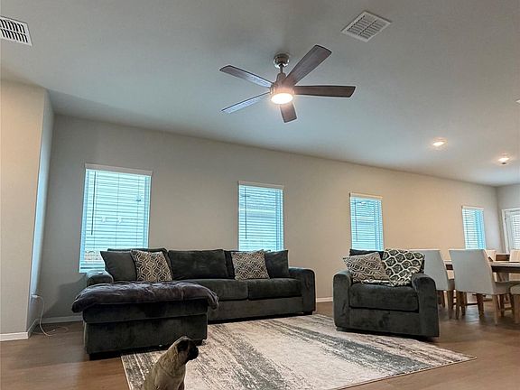 4th image of 11917 Murano Dr