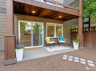 Axis Condo, Mountlake Terrace, WA 98043