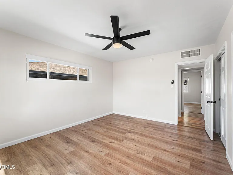 8302 E Windsor Ave — Photo 17