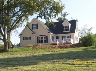 4601 Whitehead Rd, Hillsboro, MO 63050