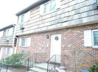 215 Edgemoor Rd APT F, Bridgeport, CT 06606