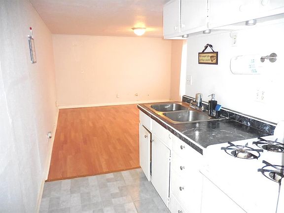 5th image of 1311.5 Margie St
