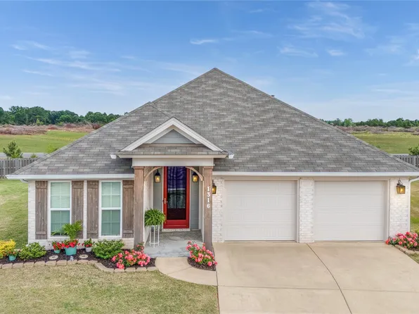 1316 Hemlock Ct, Prattville, AL 36066