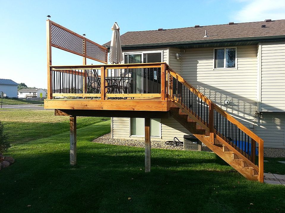 2nd image of 702 Buffalo Hills St