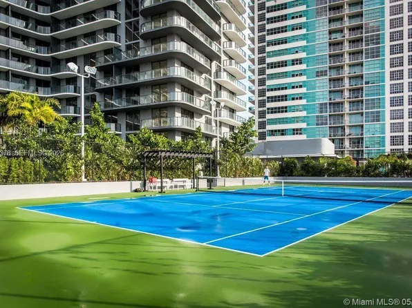 121 NE 34th St, Miami, FL