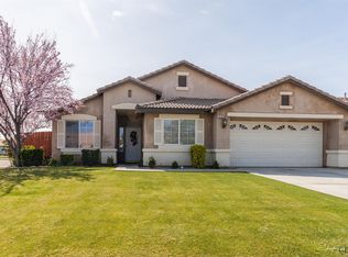 10127 Pyramid Peak Dr, Bakersfield, CA 93311