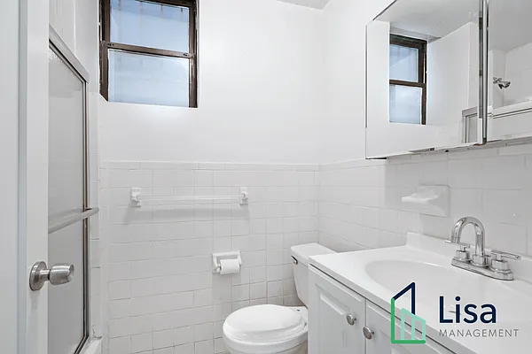 Rented by Lisa Management Inc | media 7