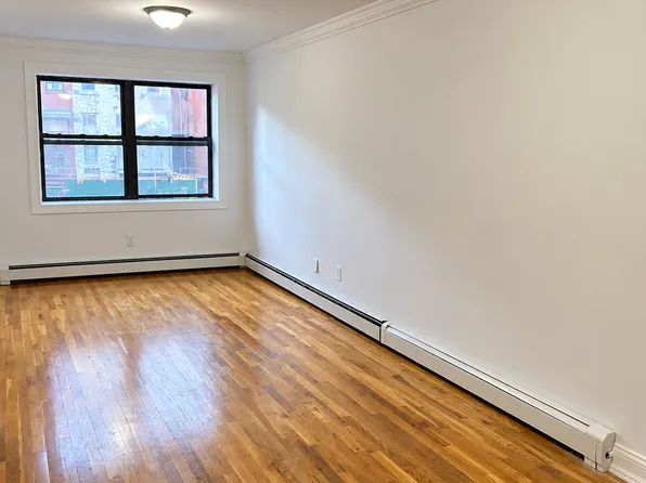 555 Lafayette Avenue image 1 of 14