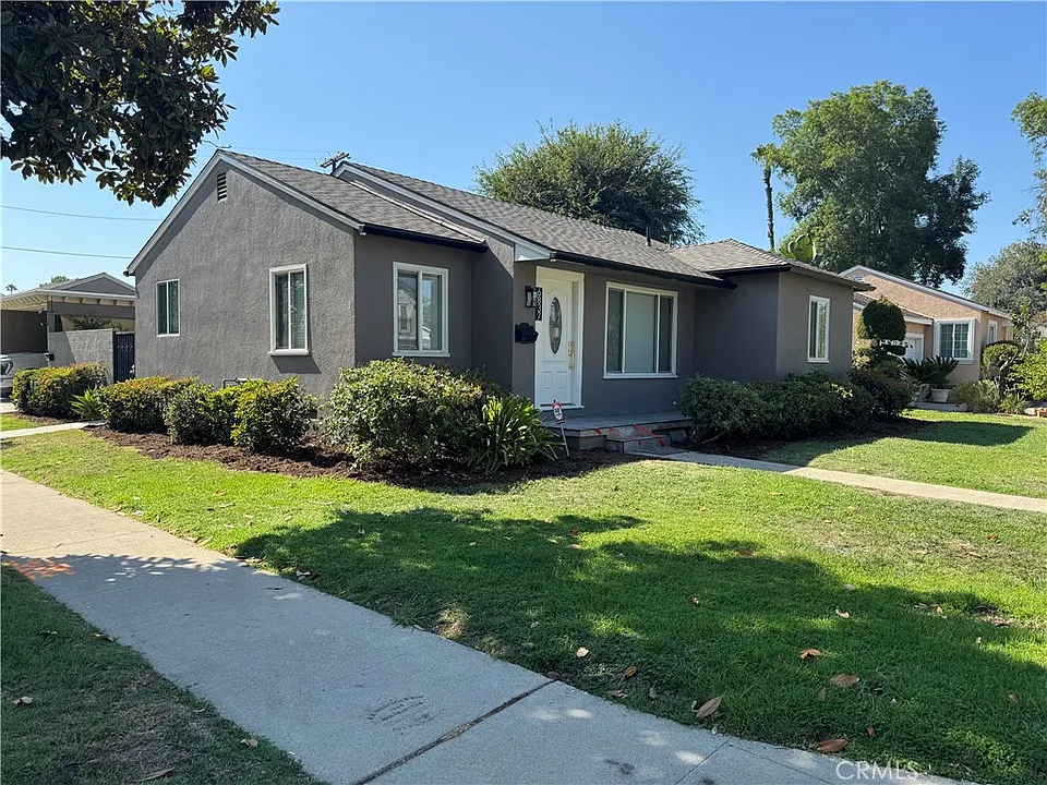 6837 Oak Park Ave