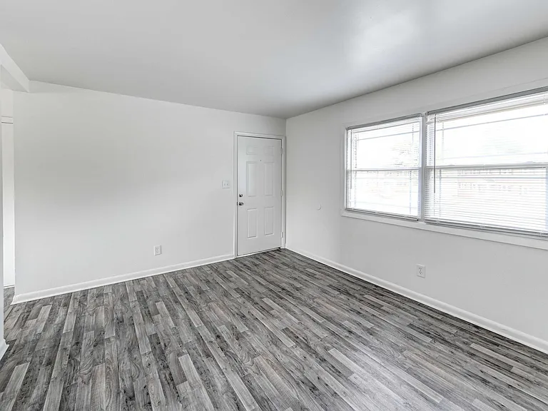 Summit Point Apartments
