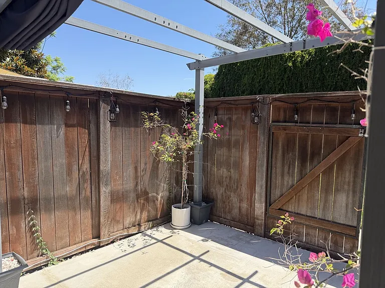 22330 Harbor Ridge Ln #5 — Photo 9