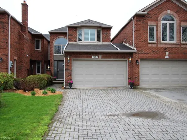 2062 Brays Ln, Oakville, ON L6M 2S7