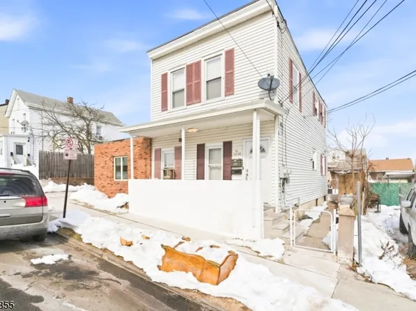 135 Dixon Ave, Paterson City, NJ 07501