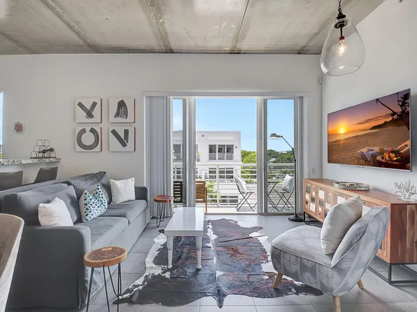 111 SE 2nd St APT 402, Delray Beach, FL 33444