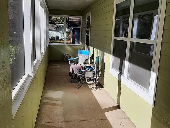 Screened Front Porch