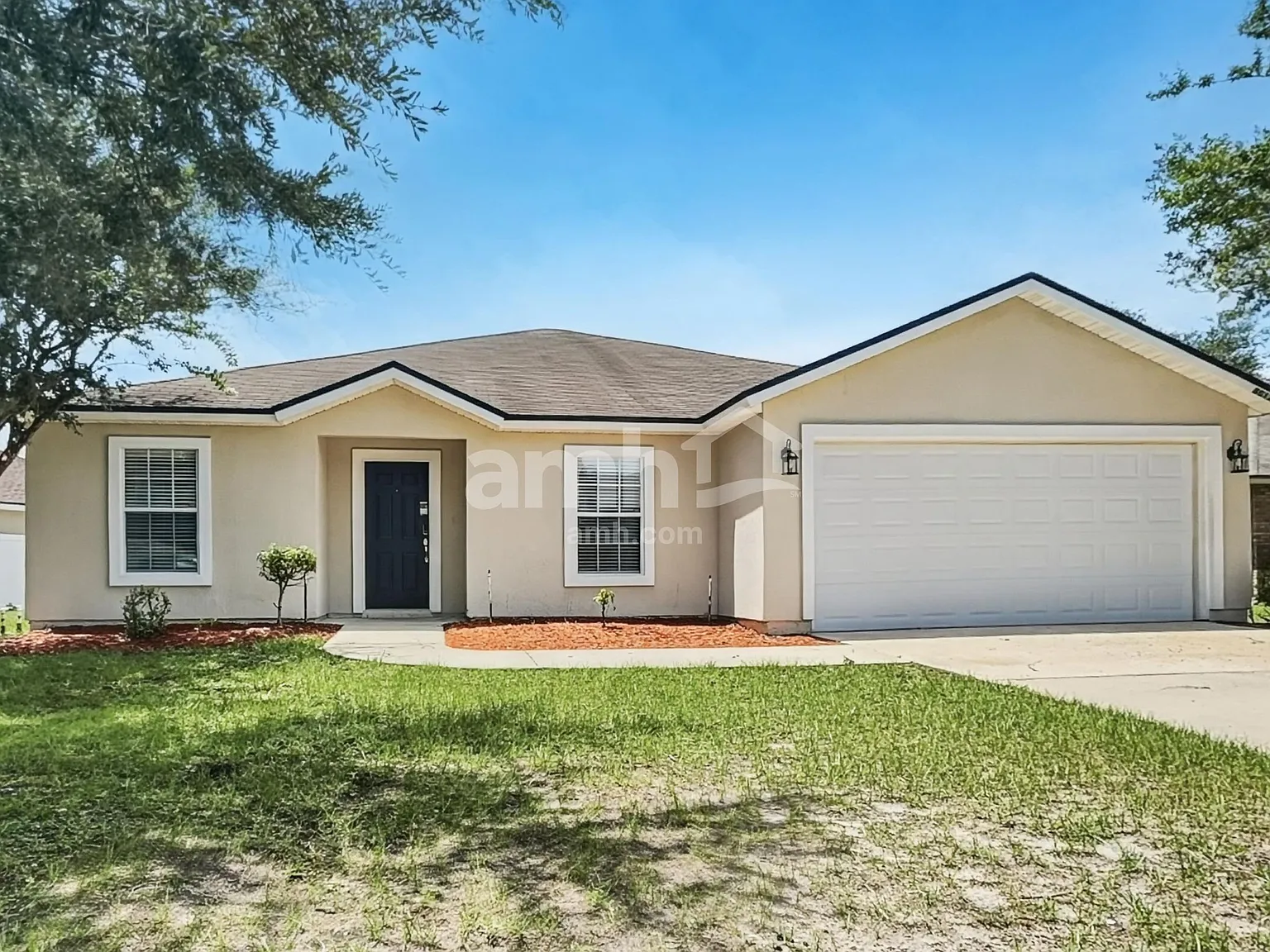 3 bed, 2.0 bath, 1818 sqft, $1,970 — Photo 1