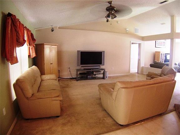 2nd image of 3014 Pinellas Ln