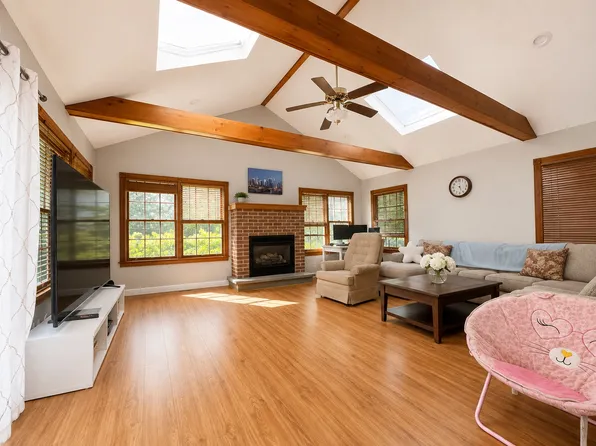 286 McKinley Blvd, Paramus, NJ 07652