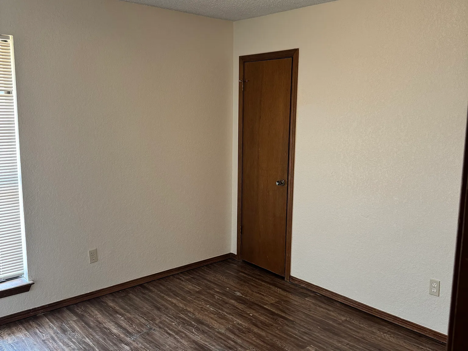 3 bed, 1294 sqft, $1,495 — Photo 4
