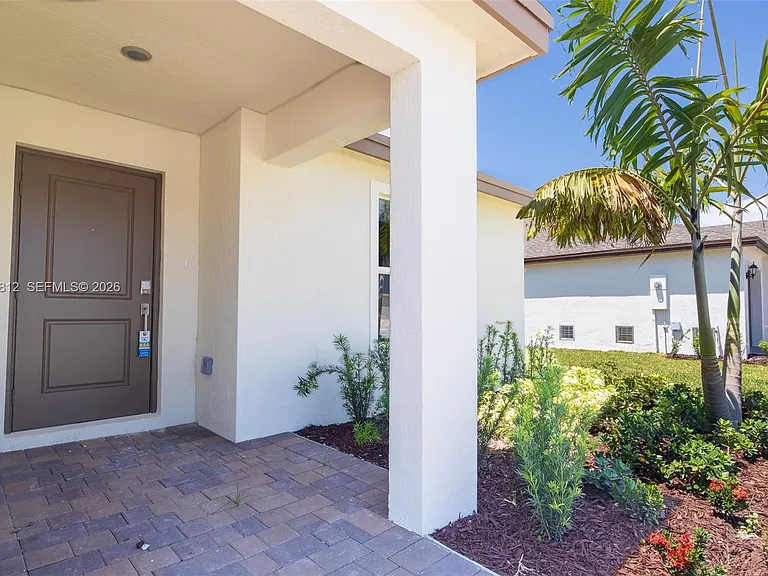 17564 SW 285th St — Photo 34