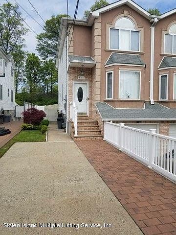 1st image of 497 Mosely Ave