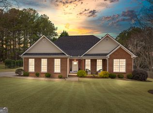 714 Michael Dr, Winder, GA
