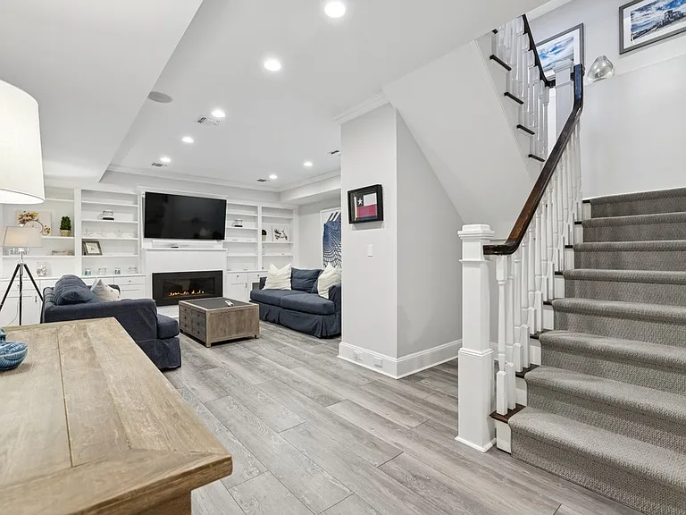 124 Willow St — Photo 36